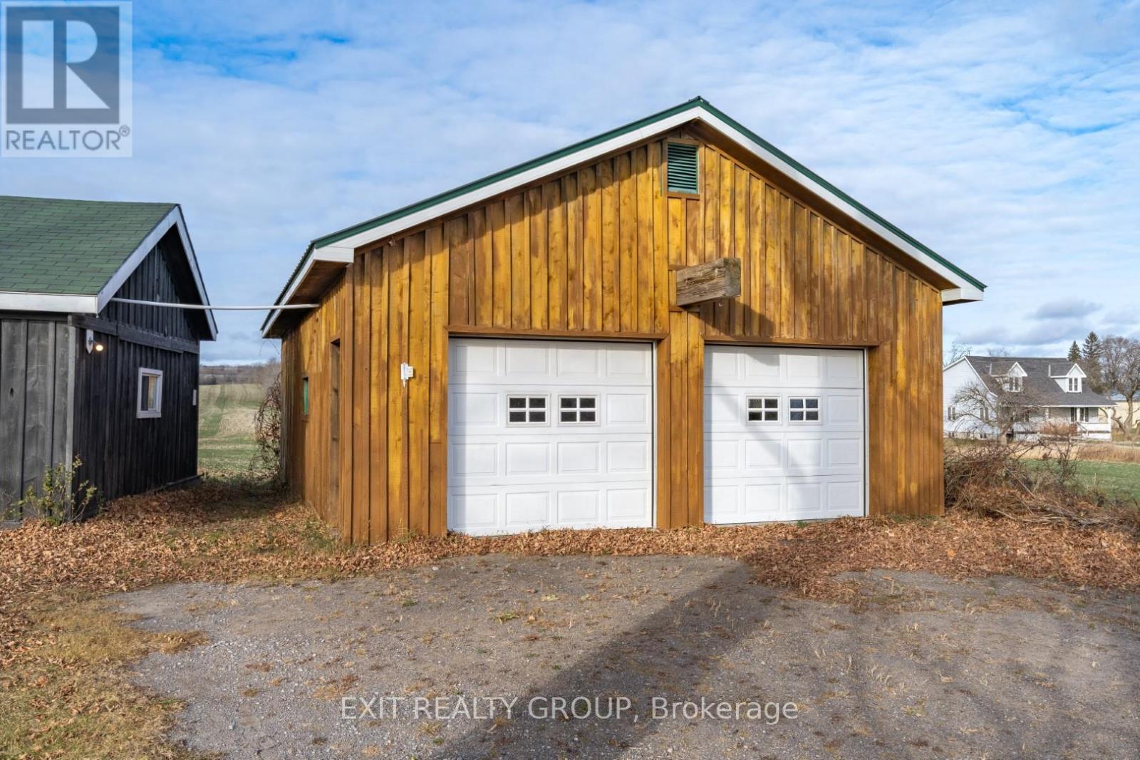 Photo 11 of 926 Grills Road, Quinte West ON