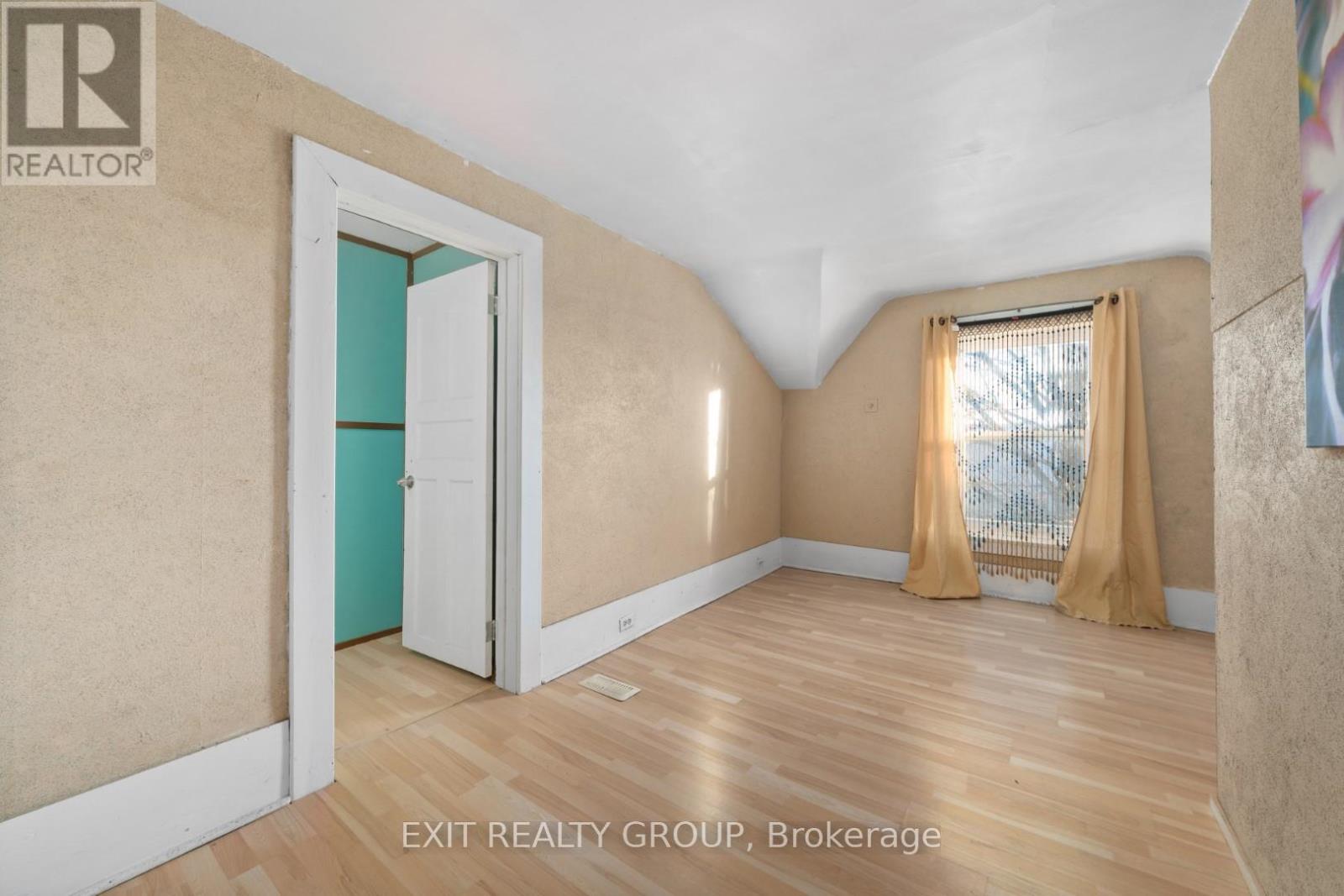 Photo 30 of 926 Grills Road, Quinte West ON