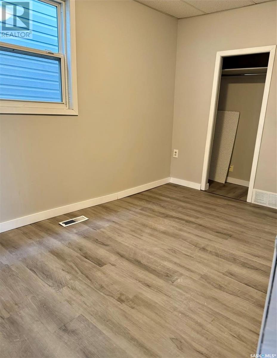 Single Family House Bungalow for Sale in  Alexandra STREET Regina 
