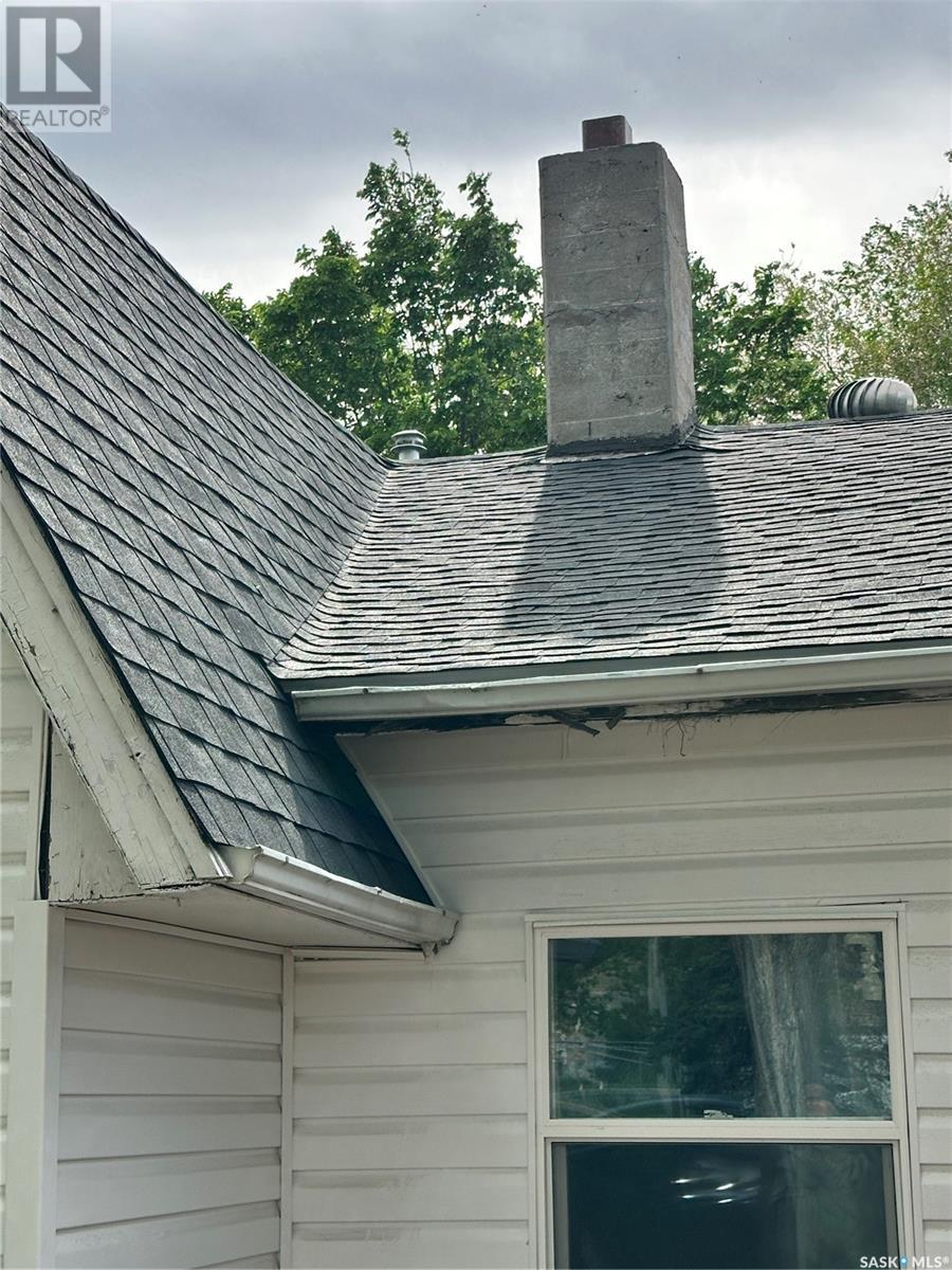 Single Family House Bungalow for Sale in  Alexandra STREET Regina 