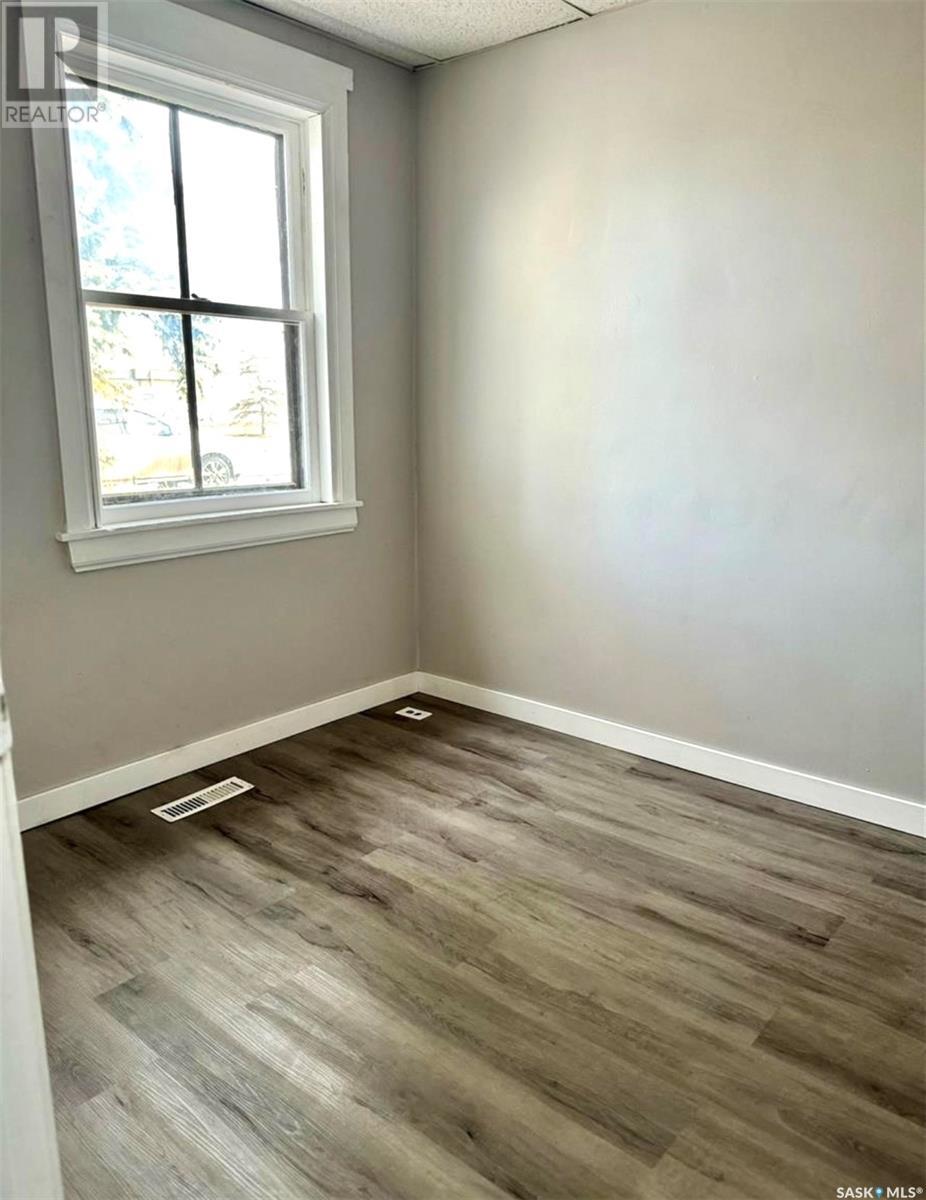 Single Family House Bungalow for Sale in  Alexandra STREET Regina 