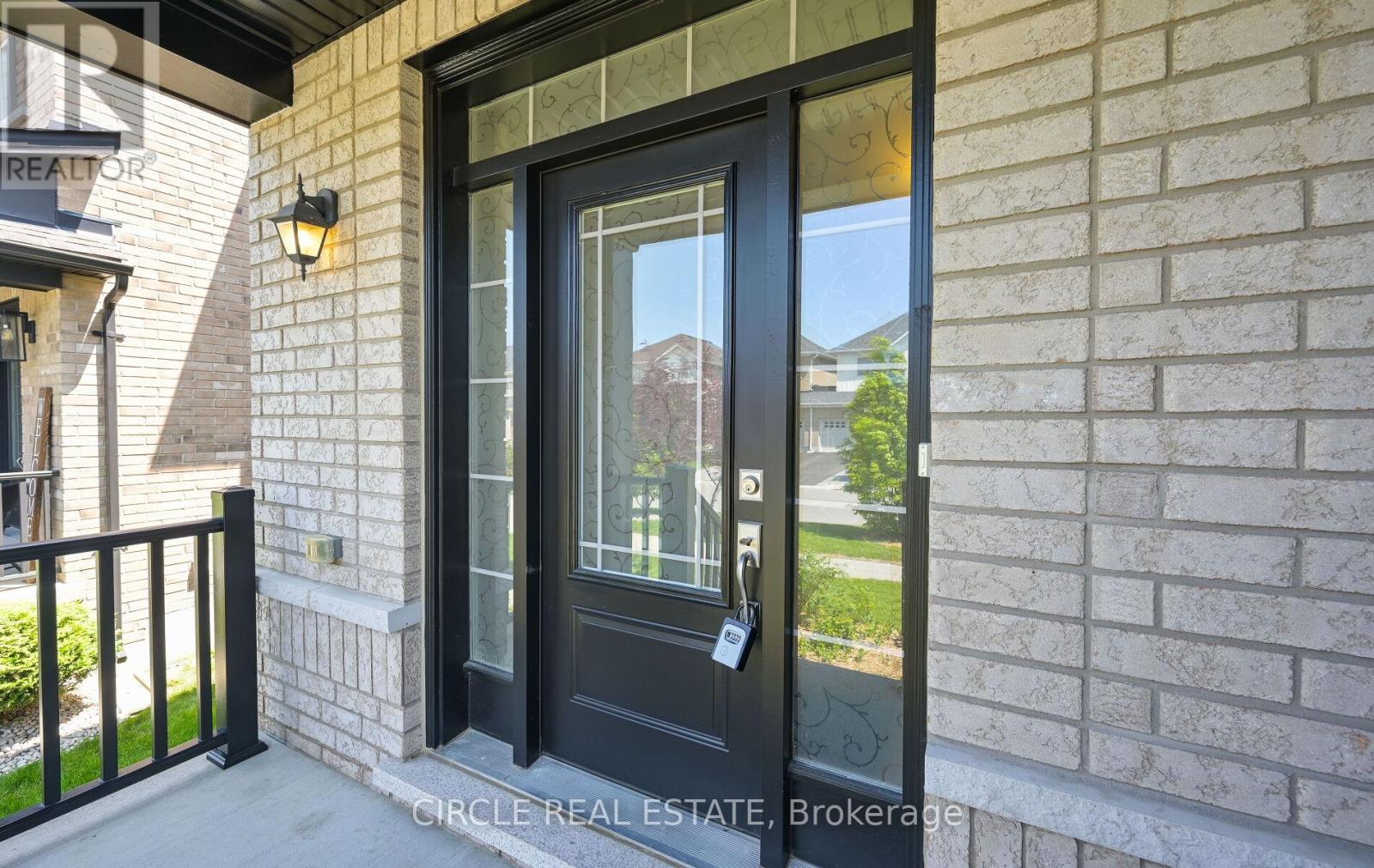 Photo 40 of 166 Sharpe Crescent, New Tecumseth ON