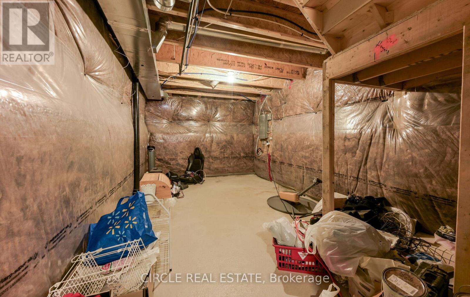 Photo 35 of 166 Sharpe Crescent, New Tecumseth ON
