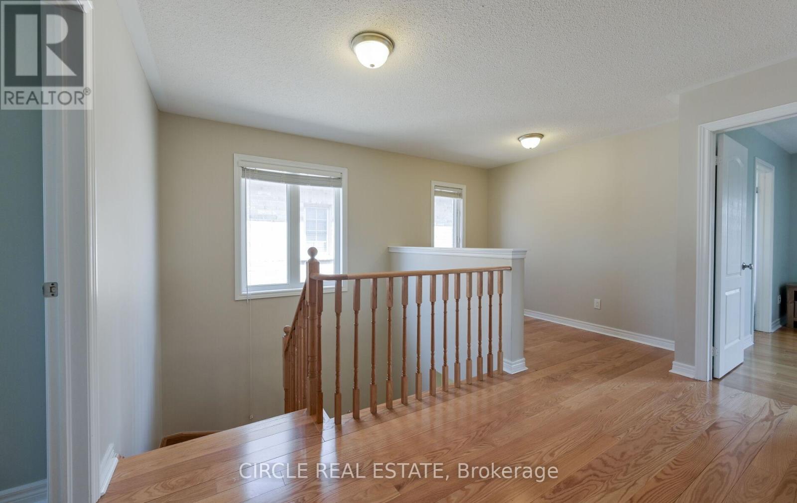 Photo 43 of 166 Sharpe Crescent, New Tecumseth ON