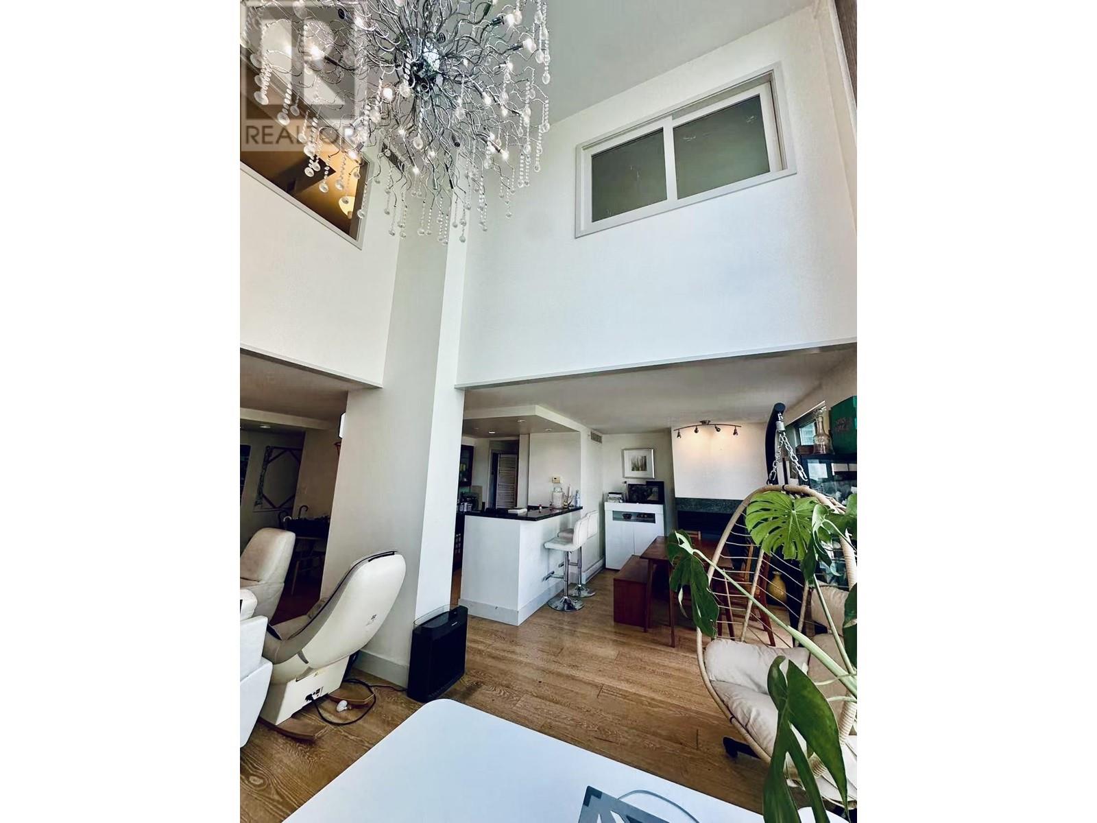 Photo 9 of 607 590 Nicola Street, Vancouver BC