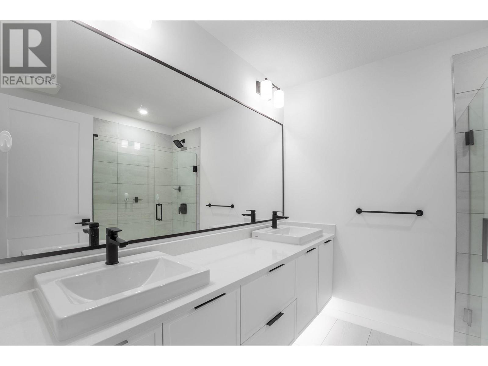 114 24951 112 AVENUE, Maple Ridge