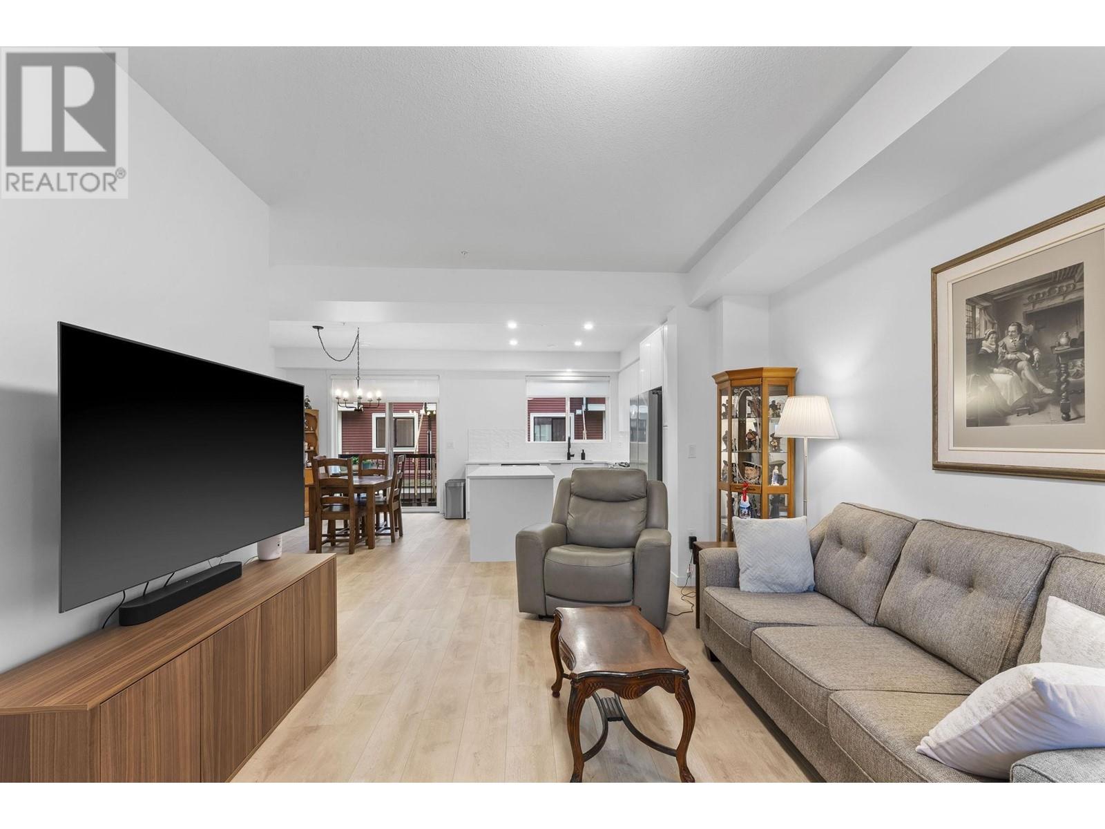 114 24951 112 AVENUE, Maple Ridge