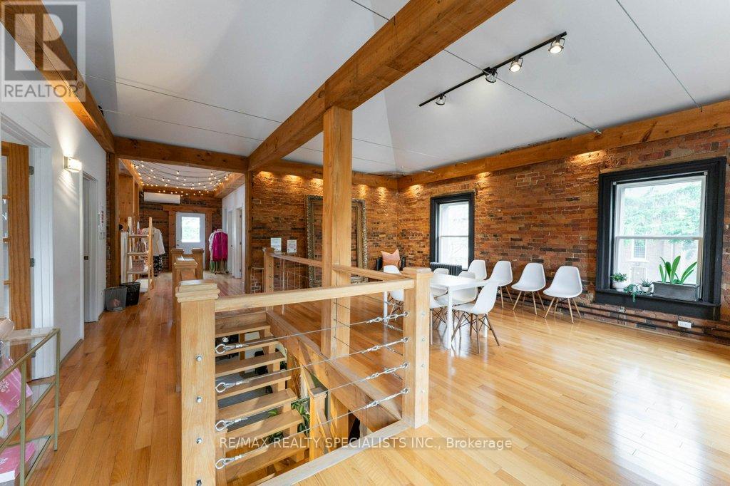 Photo 23 of 287 Queen Street S, Mississauga ON