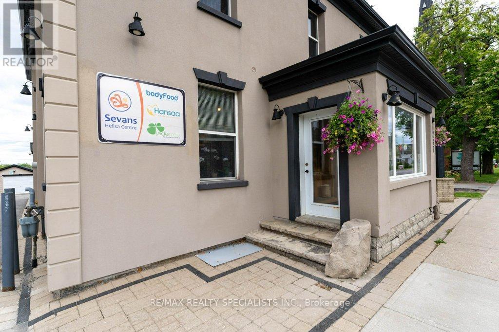 Photo 26 of 287 Queen Street S, Mississauga ON