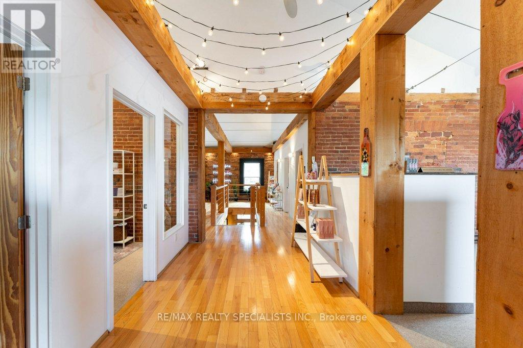 Photo 34 of 287 Queen Street S, Mississauga ON