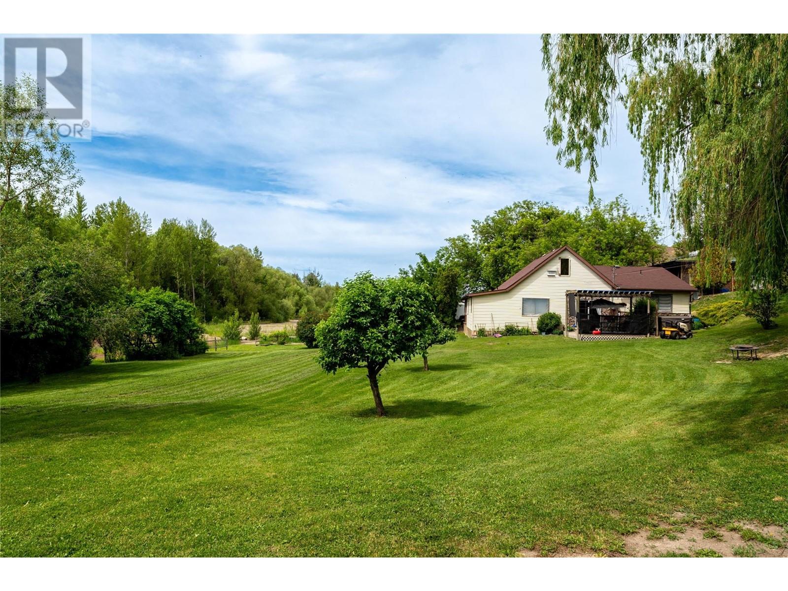 5902 Pleasant Valley Road, Vernon