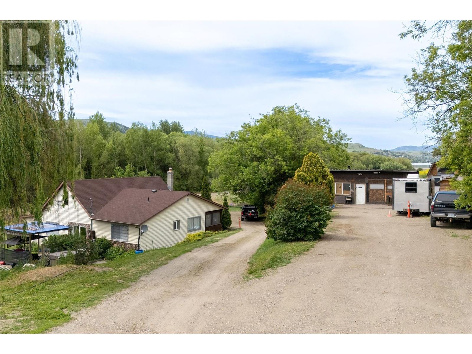 5902 Pleasant Valley Road, Vernon