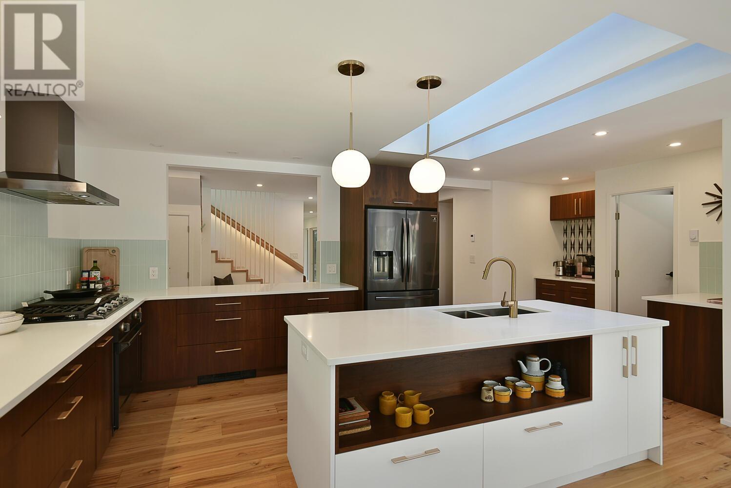 13248 PORTERS ROAD, Madeira Park