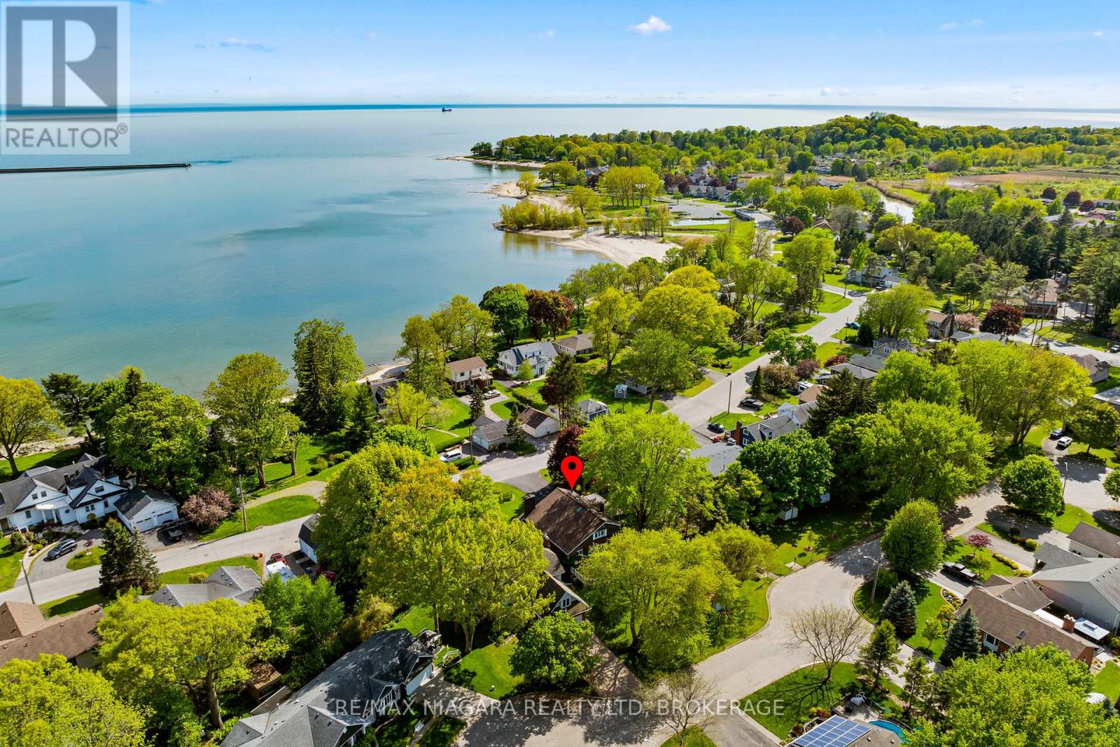 Photo 37 of 144 Tennessee Avenue, Port Colborne ON