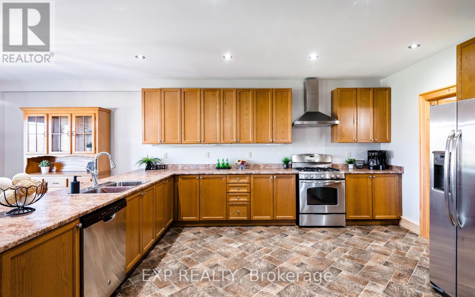 Photo 14 of 295089 8th Line, Amaranth ON