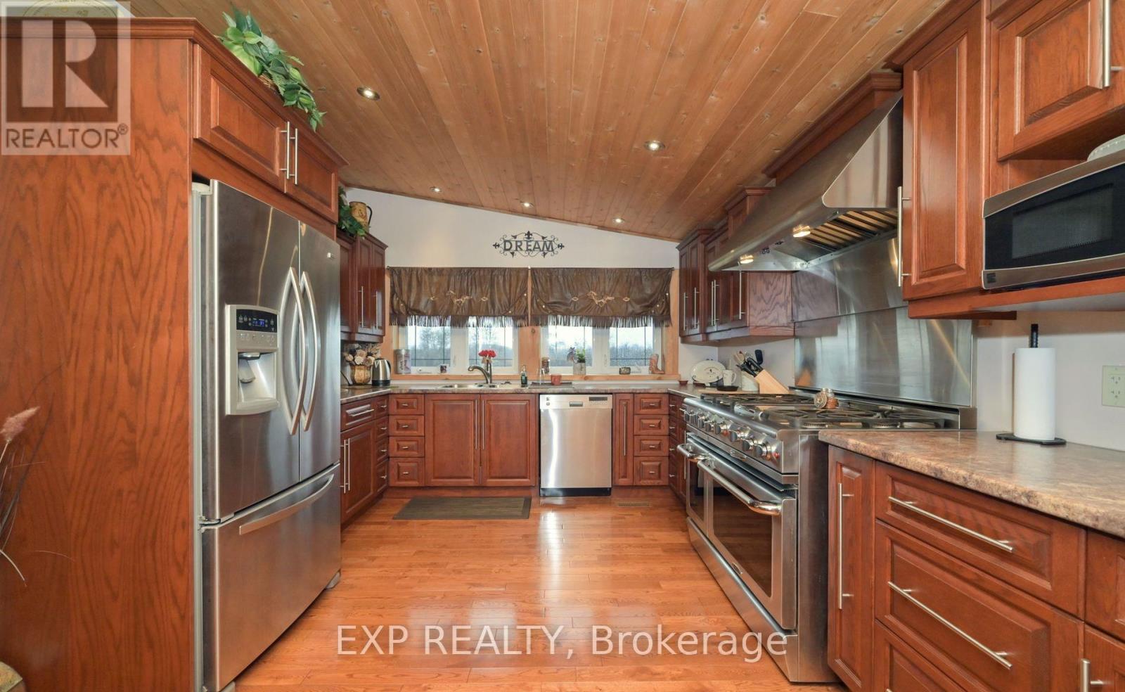 Photo 26 of 295089 8th Line, Amaranth ON