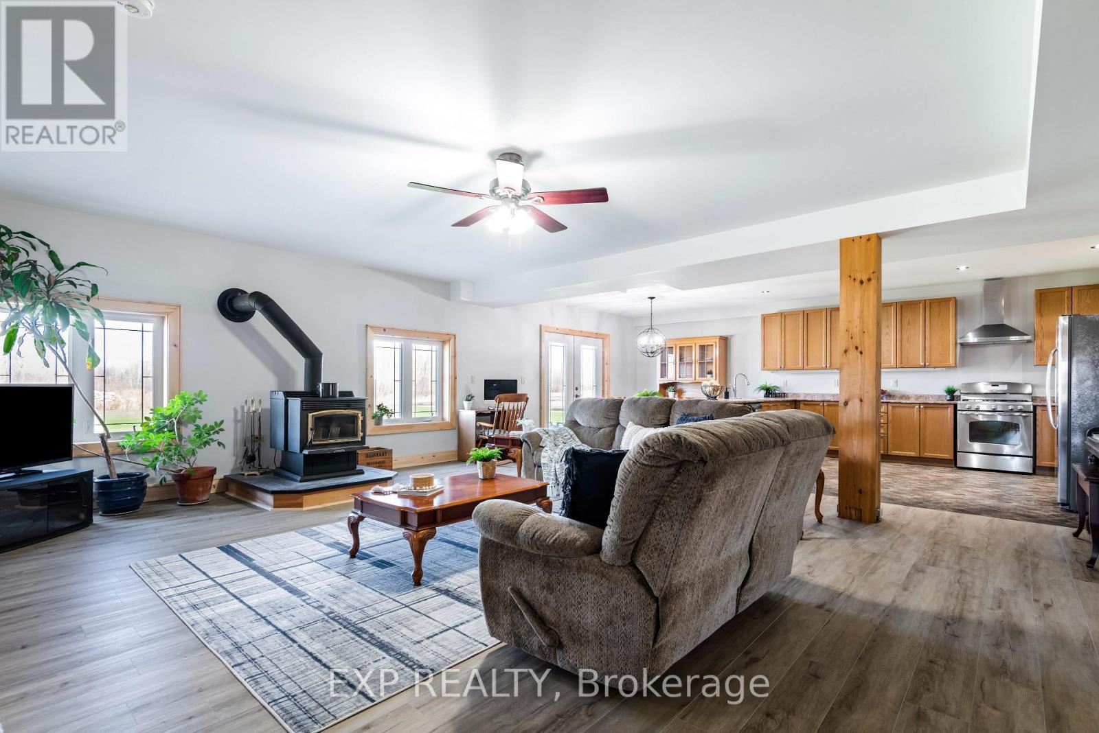 Photo 8 of 295089 8th Line, Amaranth ON