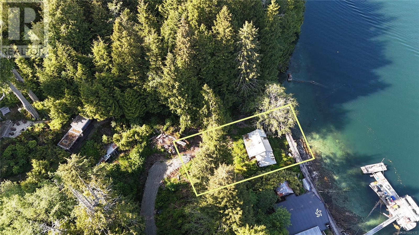 6 167 Regent Street, Bamfield