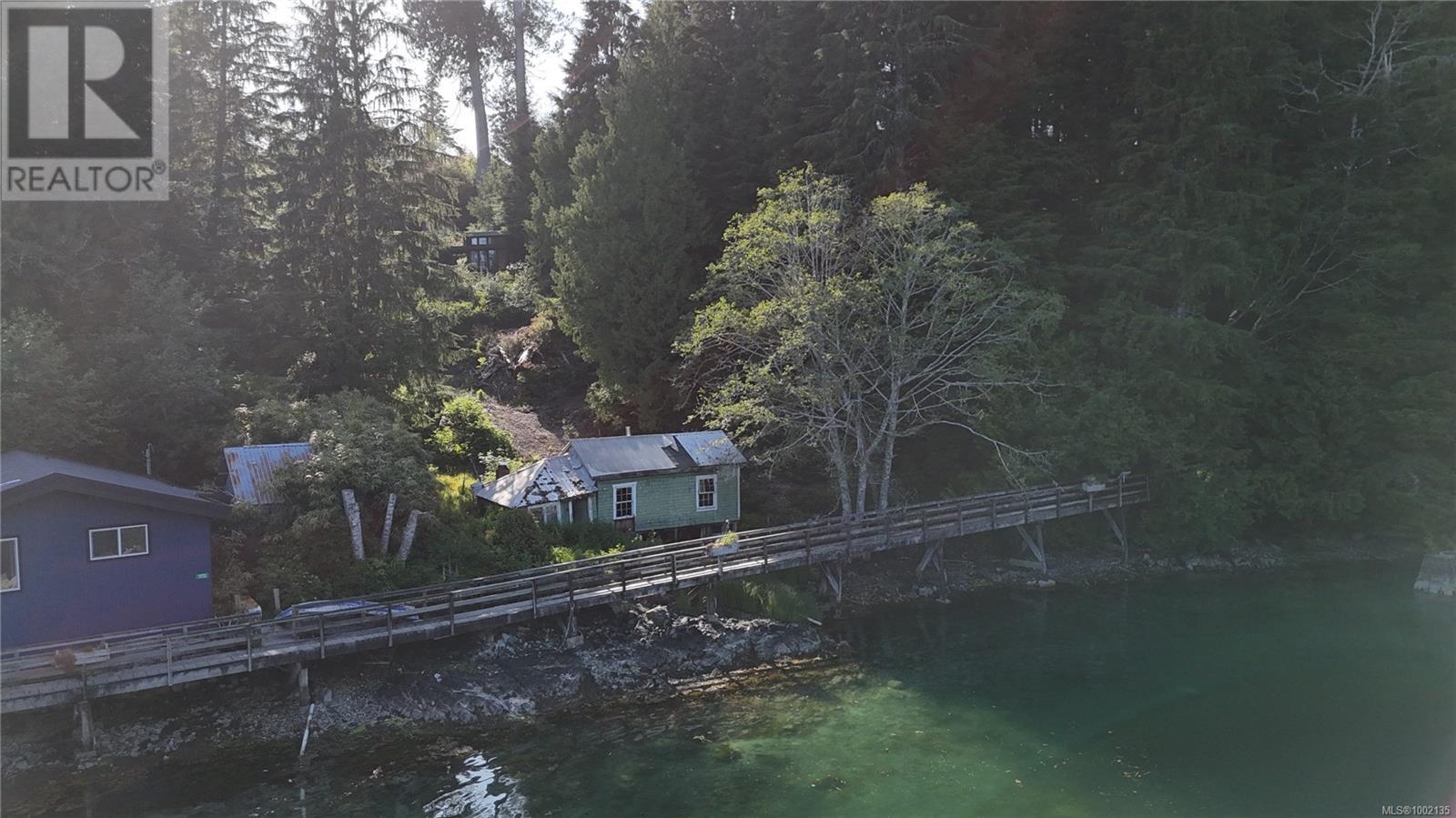 6 167 Regent Street, Bamfield