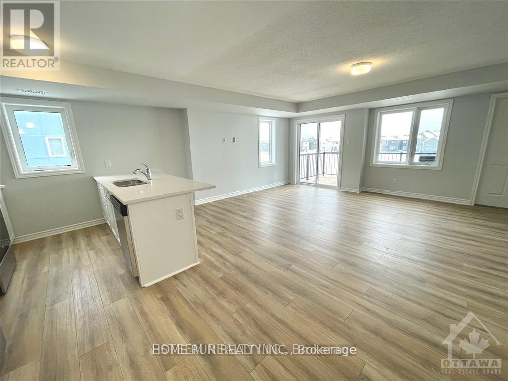 Photo 6 of 846 Atlas Terrace, Ottawa ON