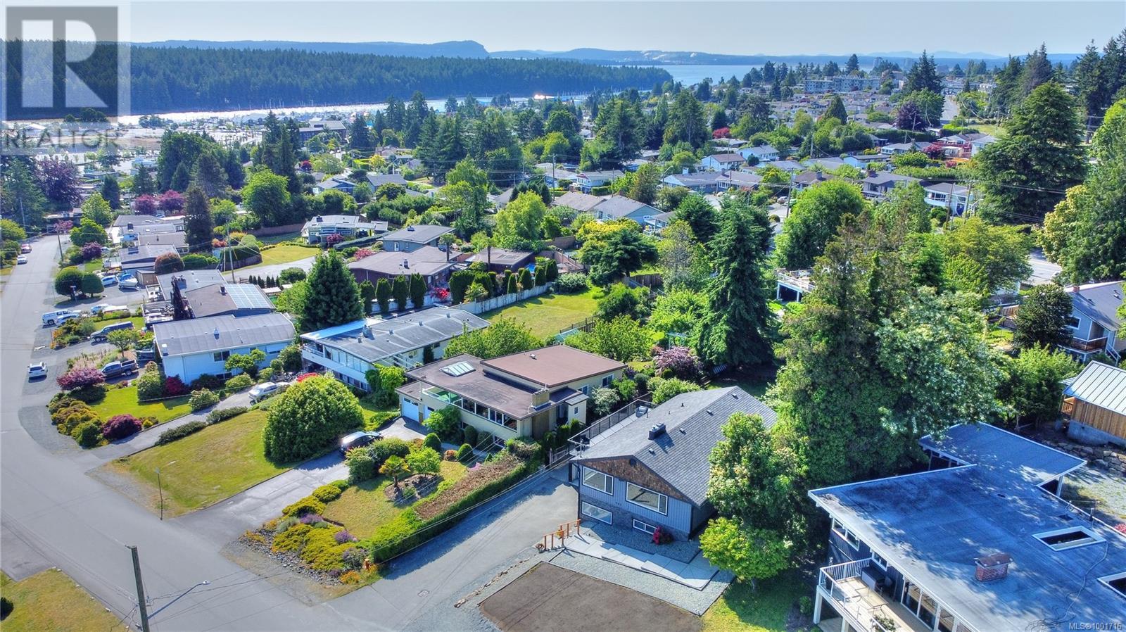Photo 64 of 985 Malaspina Cres, Nanaimo BC