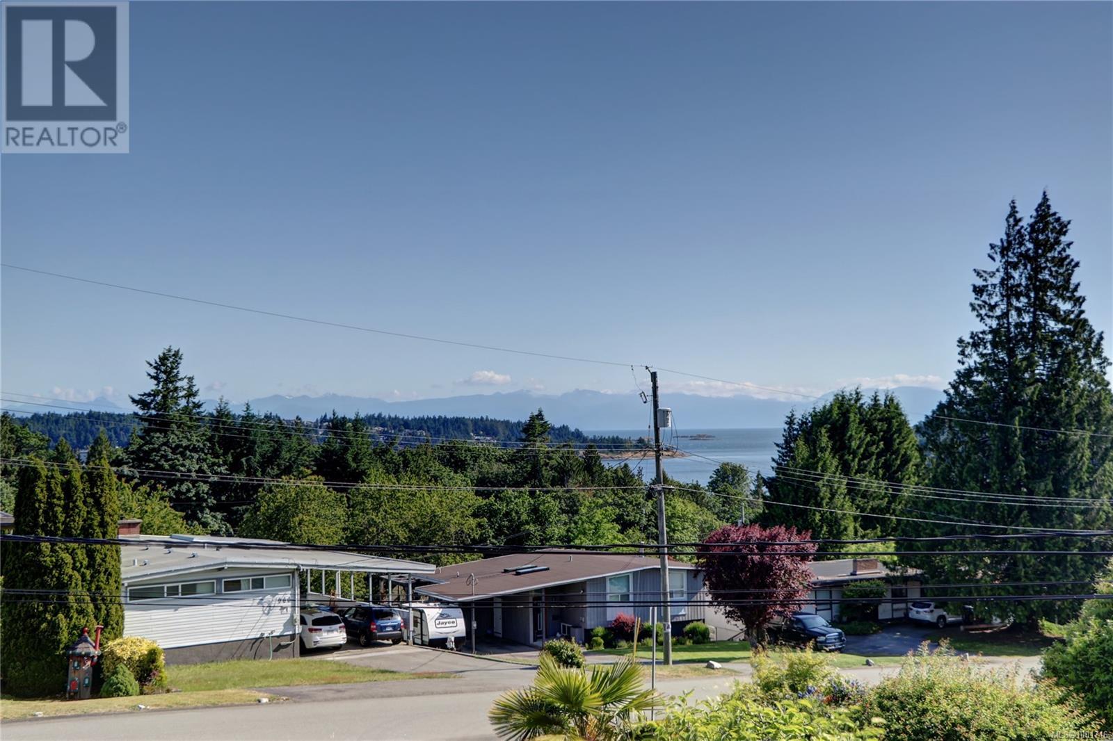 Photo 90 of 985 Malaspina Cres, Nanaimo BC