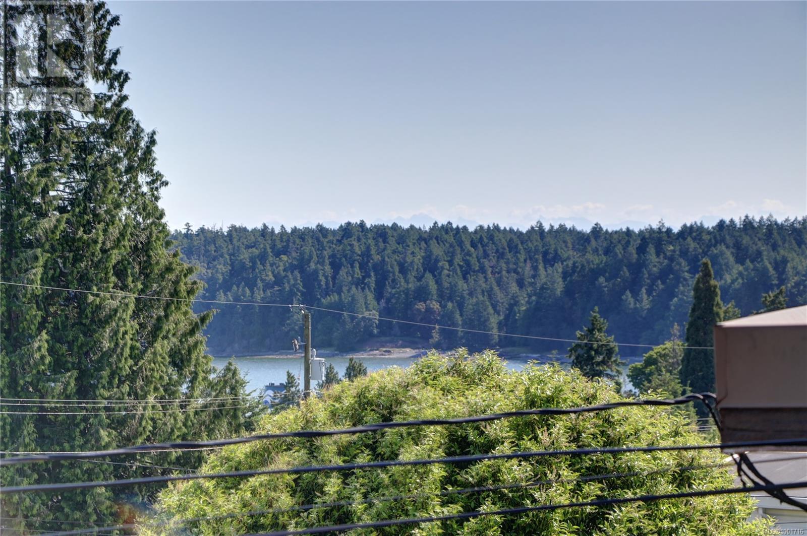 Photo 85 of 985 Malaspina Cres, Nanaimo BC