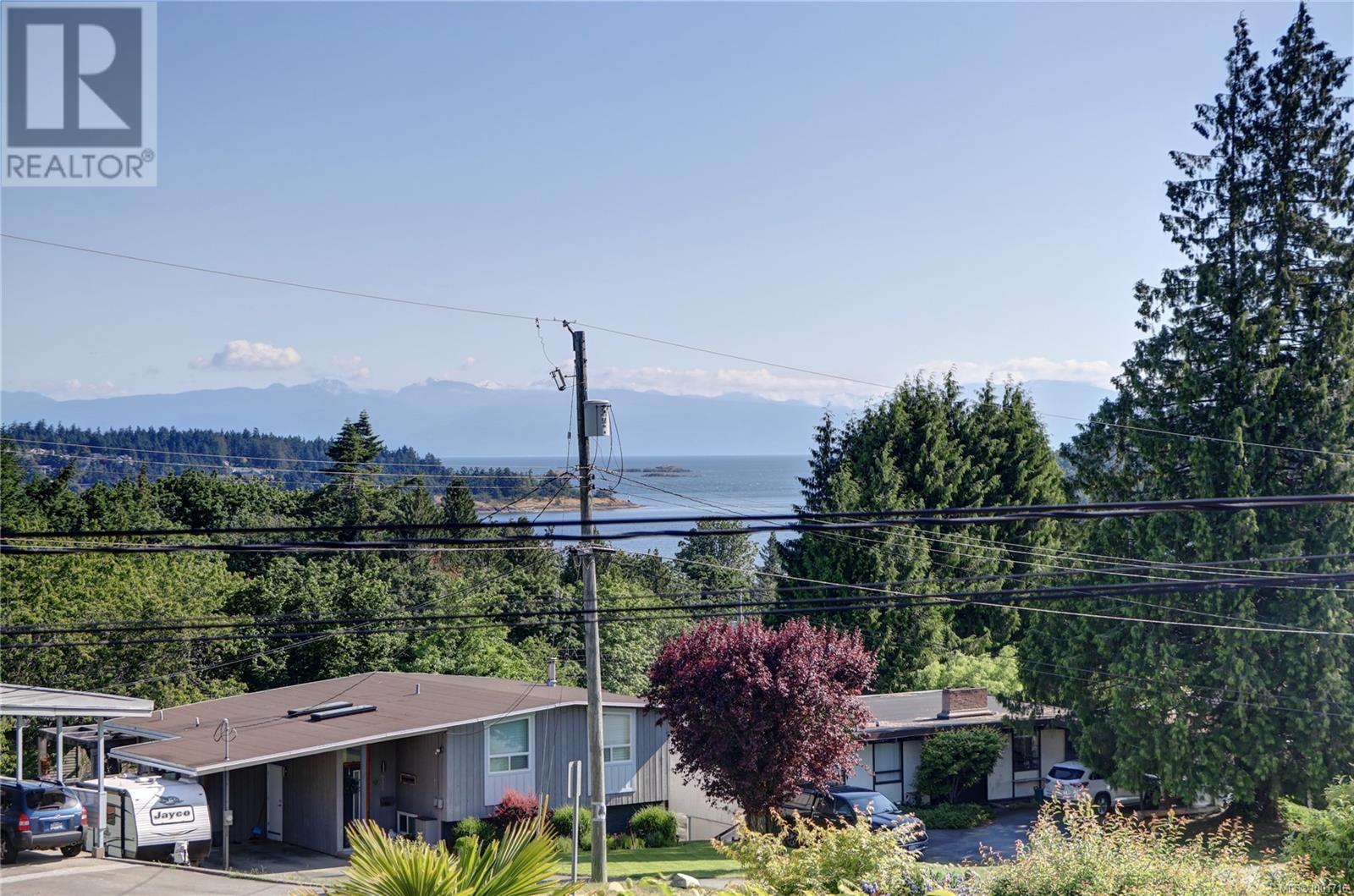 Photo 81 of 985 Malaspina Cres, Nanaimo BC