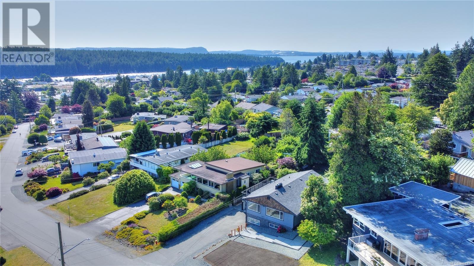 Photo 62 of 985 Malaspina Cres, Nanaimo BC