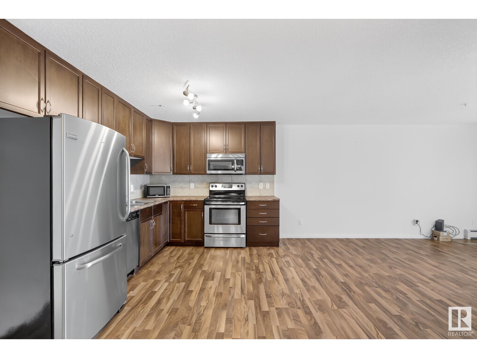 Photo 28 of 216 1204 156 St Nw, Edmonton AB