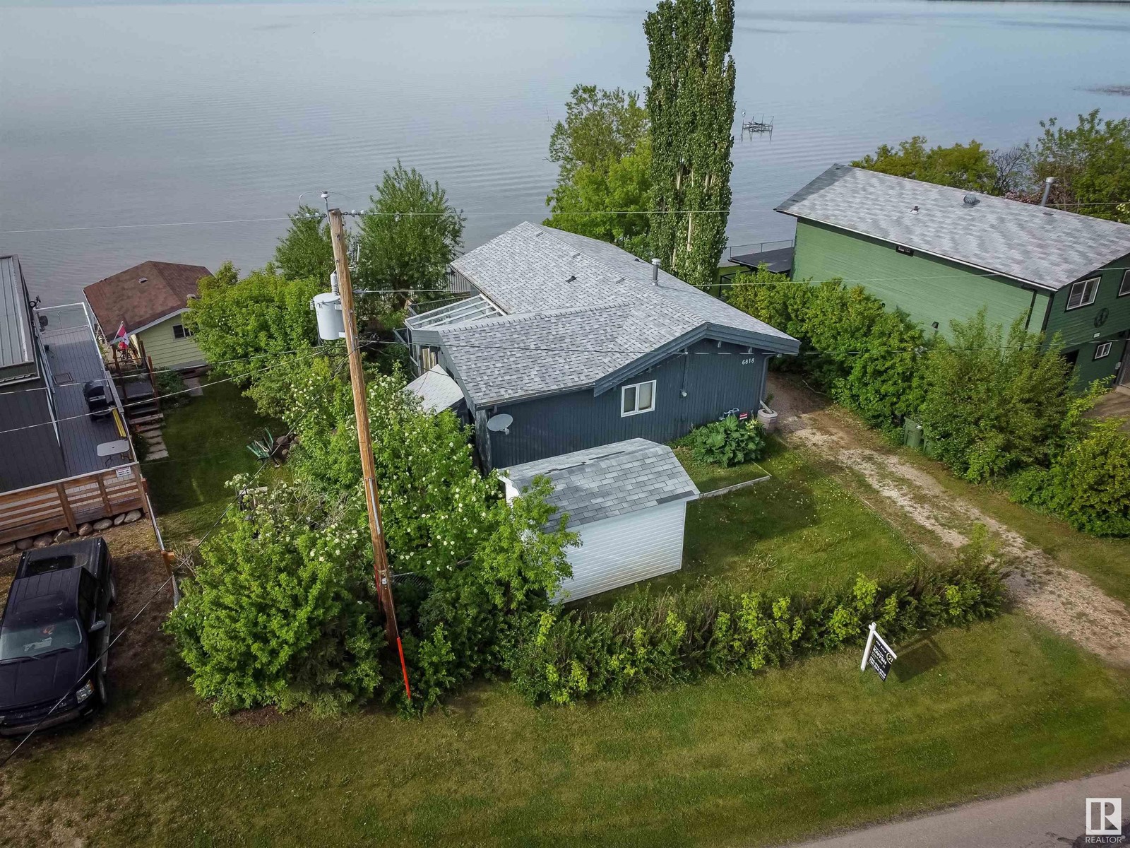 Photo 3 of 6818 50 Av, Rural Lac Ste Anne County AB