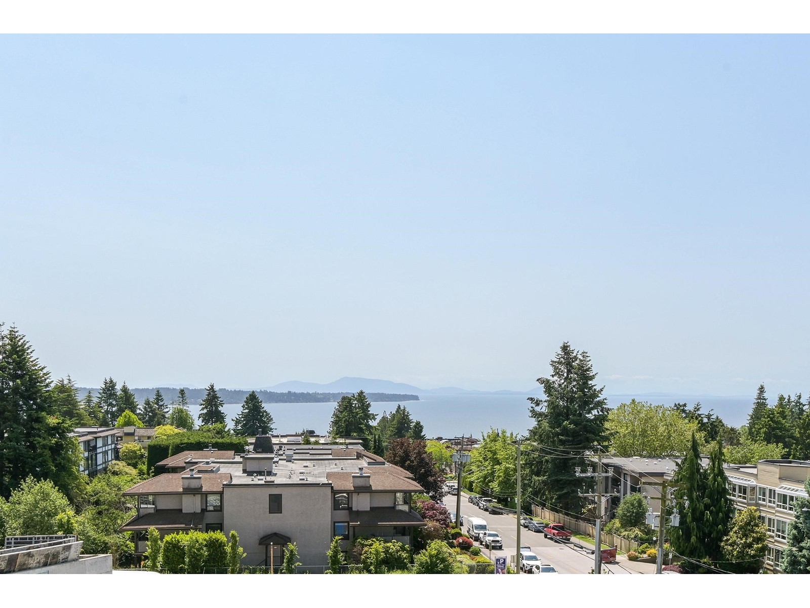 506 1500 MARTIN STREET, White Rock