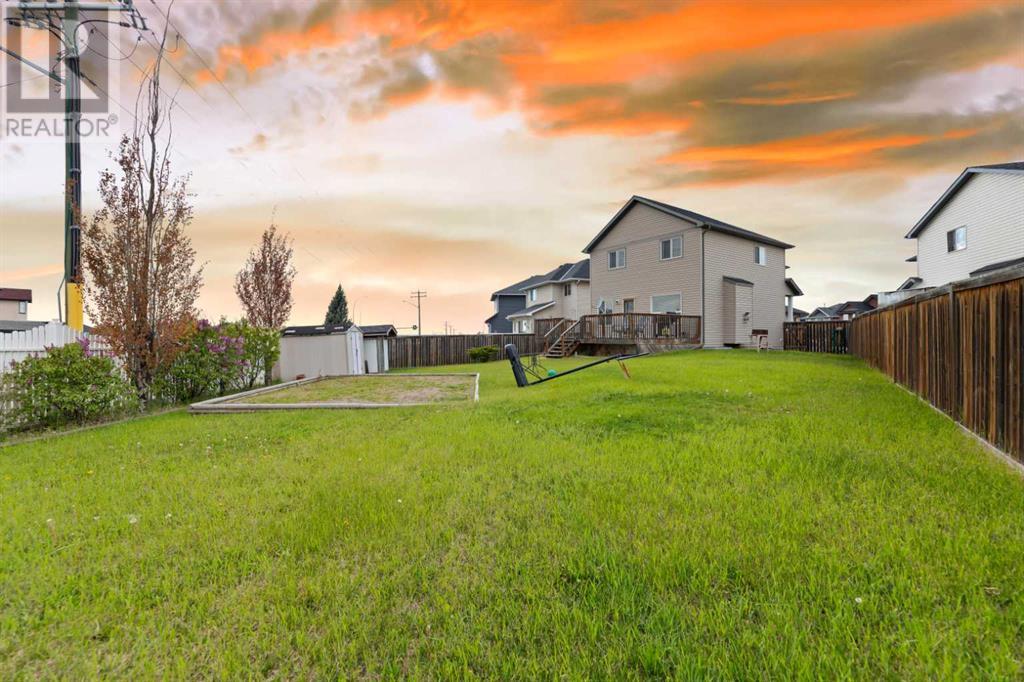 Single Family House for Sale in  Saddlefield Place NE Saddle Ridge Calgary 