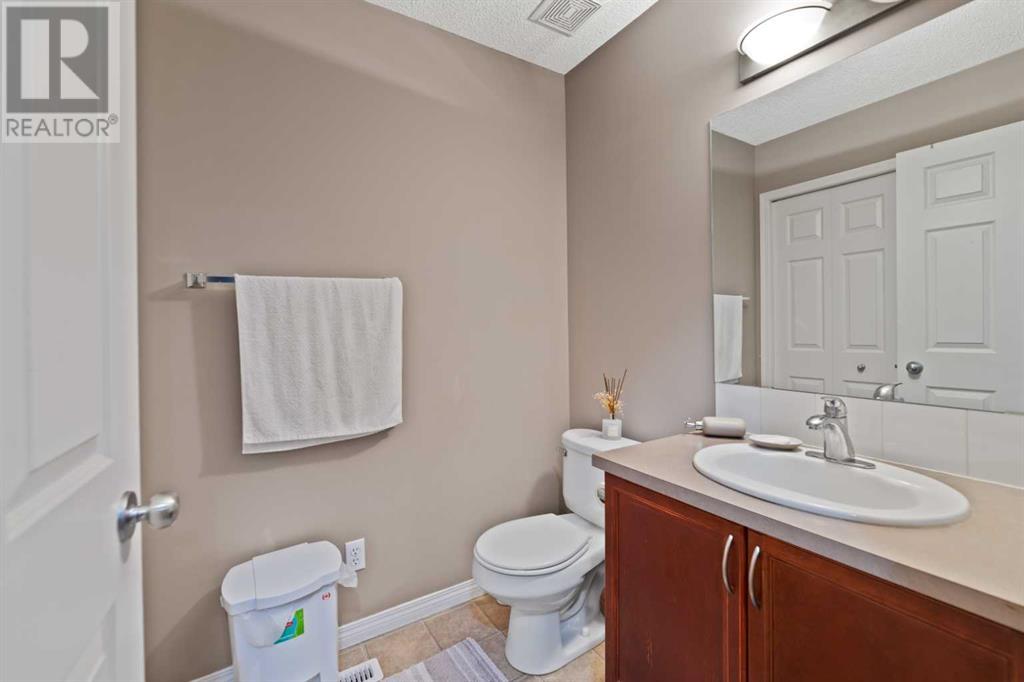 Single Family House for Sale in  Saddlefield Place NE Saddle Ridge Calgary 
