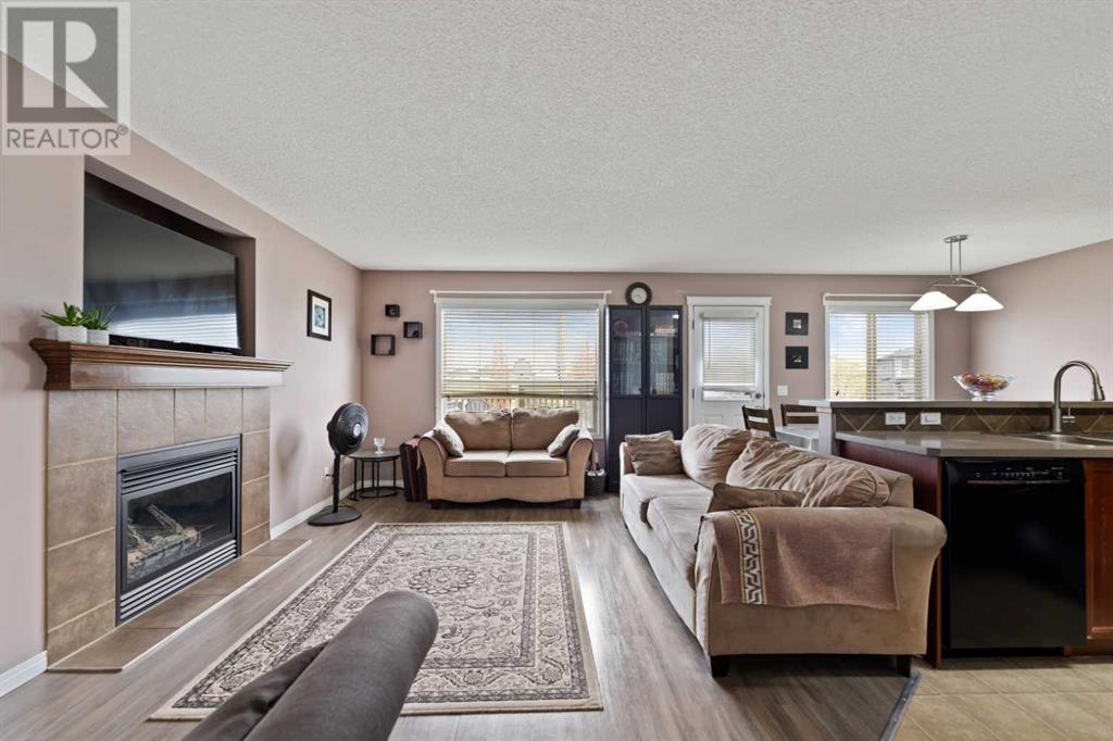 Single Family House for Sale in  Saddlefield Place NE Saddle Ridge Calgary 