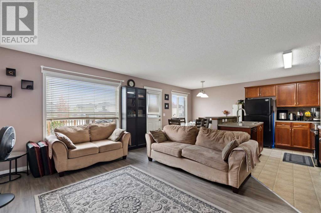Single Family House for Sale in  Saddlefield Place NE Saddle Ridge Calgary 
