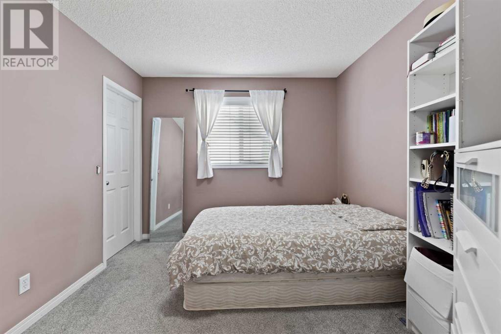 Single Family House for Sale in  Saddlefield Place NE Saddle Ridge Calgary 