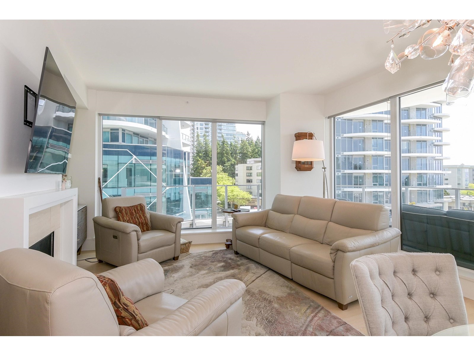 506 1500 MARTIN STREET, White Rock