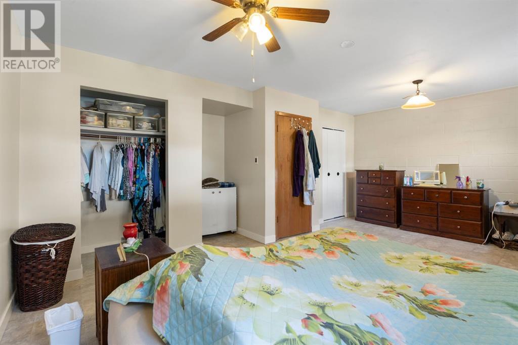 Single Family House for Sale in   Street SW Glenbrook Calgary 