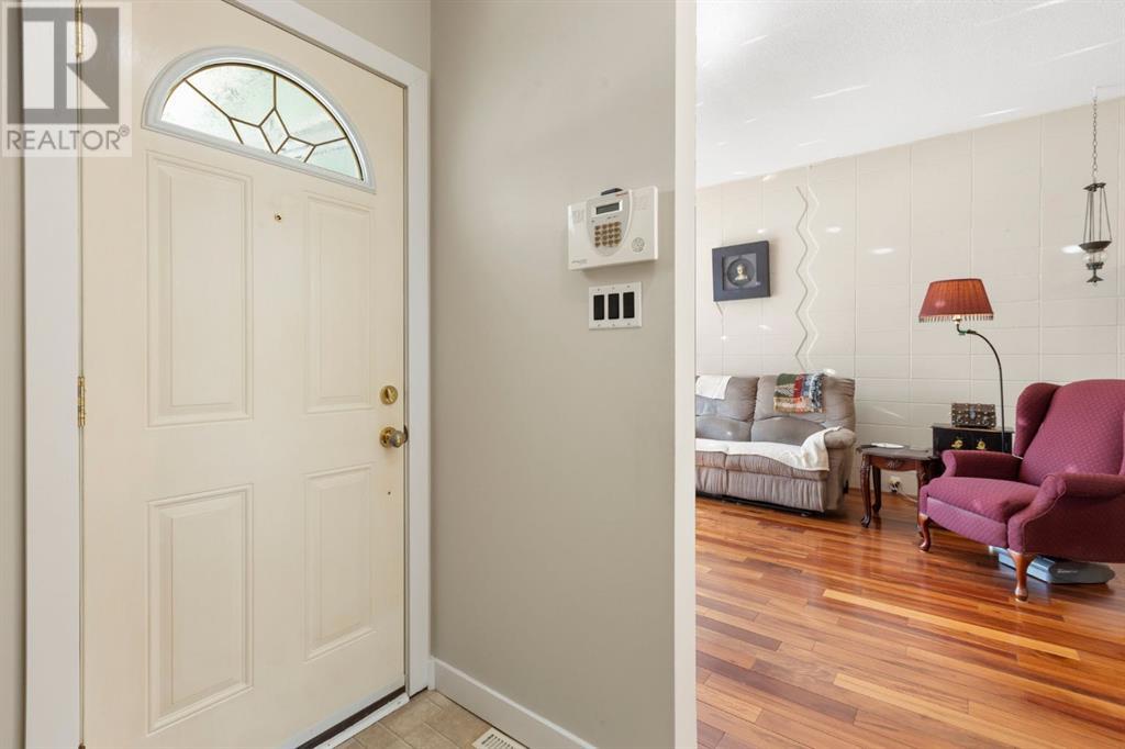Single Family House for Sale in   Street SW Glenbrook Calgary 