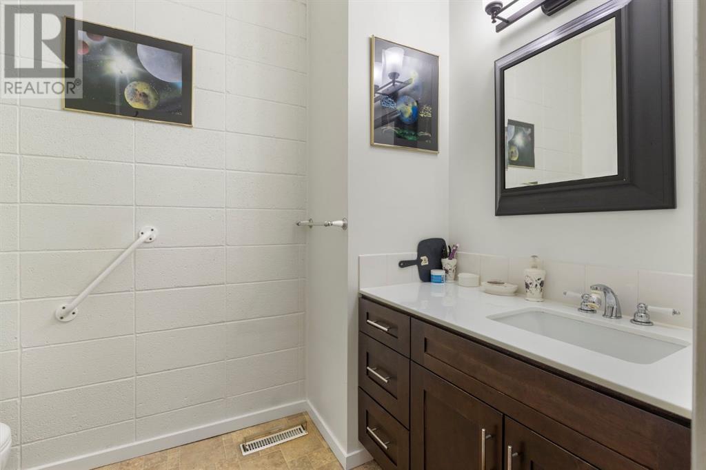 Single Family House for Sale in   Street SW Glenbrook Calgary 