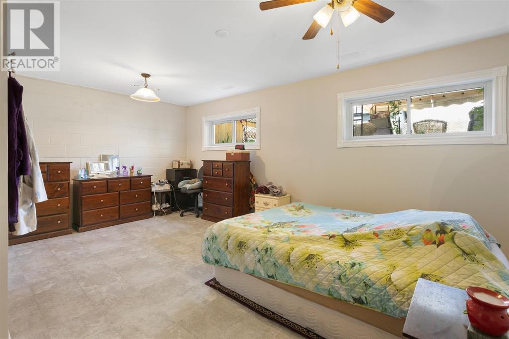 Single Family House for Sale in   Street SW Glenbrook Calgary 