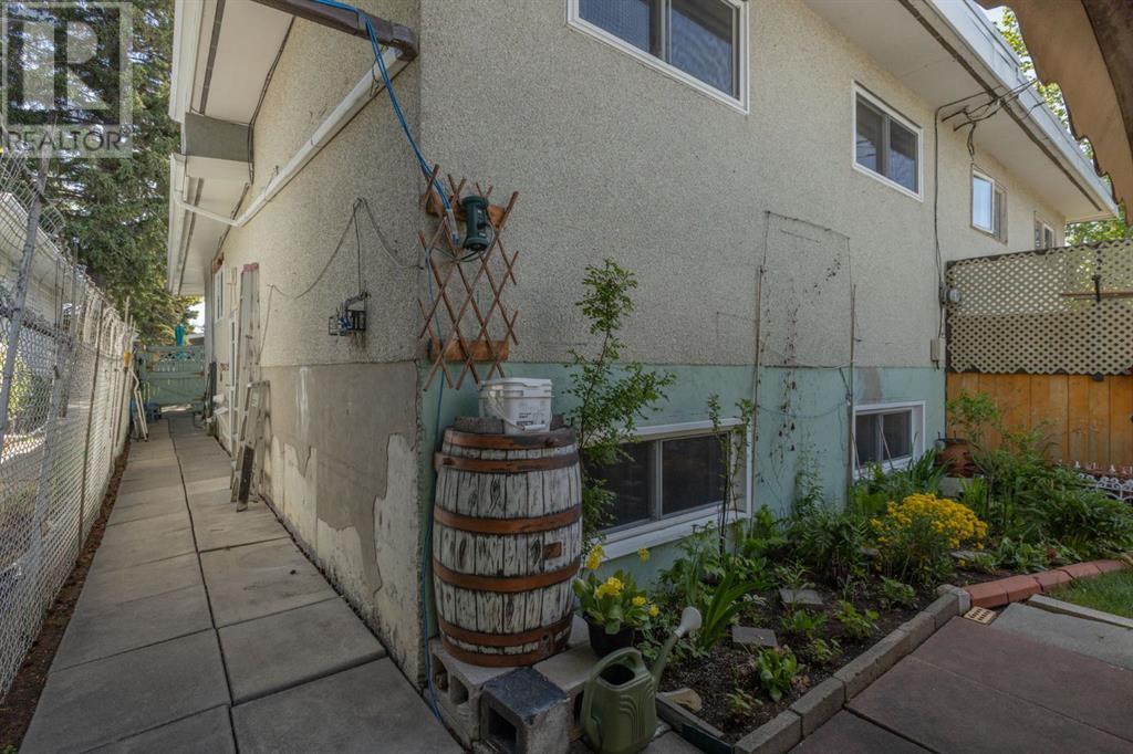 Single Family House for Sale in   Street SW Glenbrook Calgary 