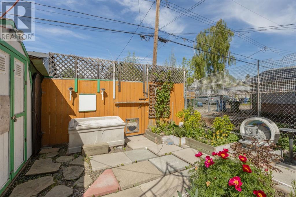 Single Family House for Sale in   Street SW Glenbrook Calgary 