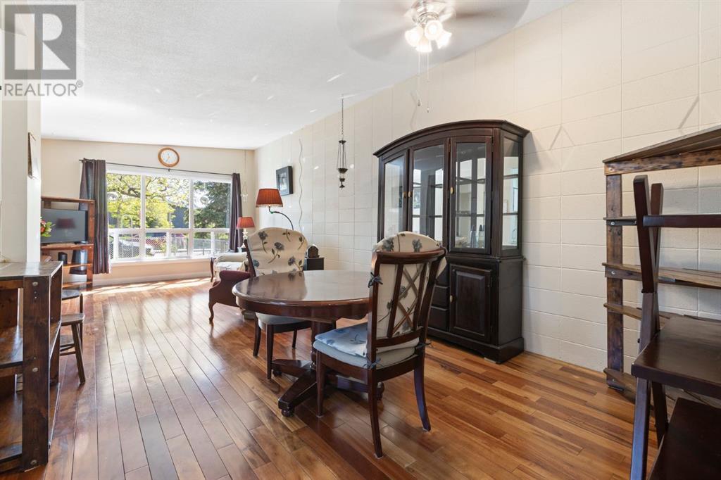 Single Family House for Sale in   Street SW Glenbrook Calgary 
