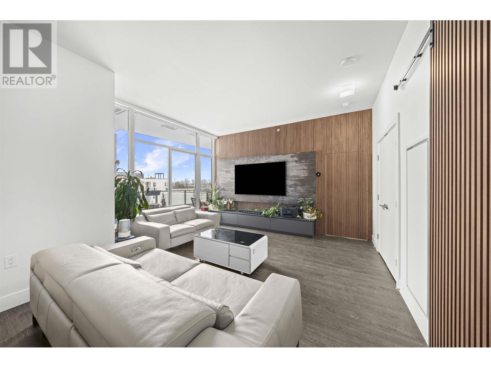 504 3438 SAWMILL CRESCENT, Vancouver real estate listing R3010564