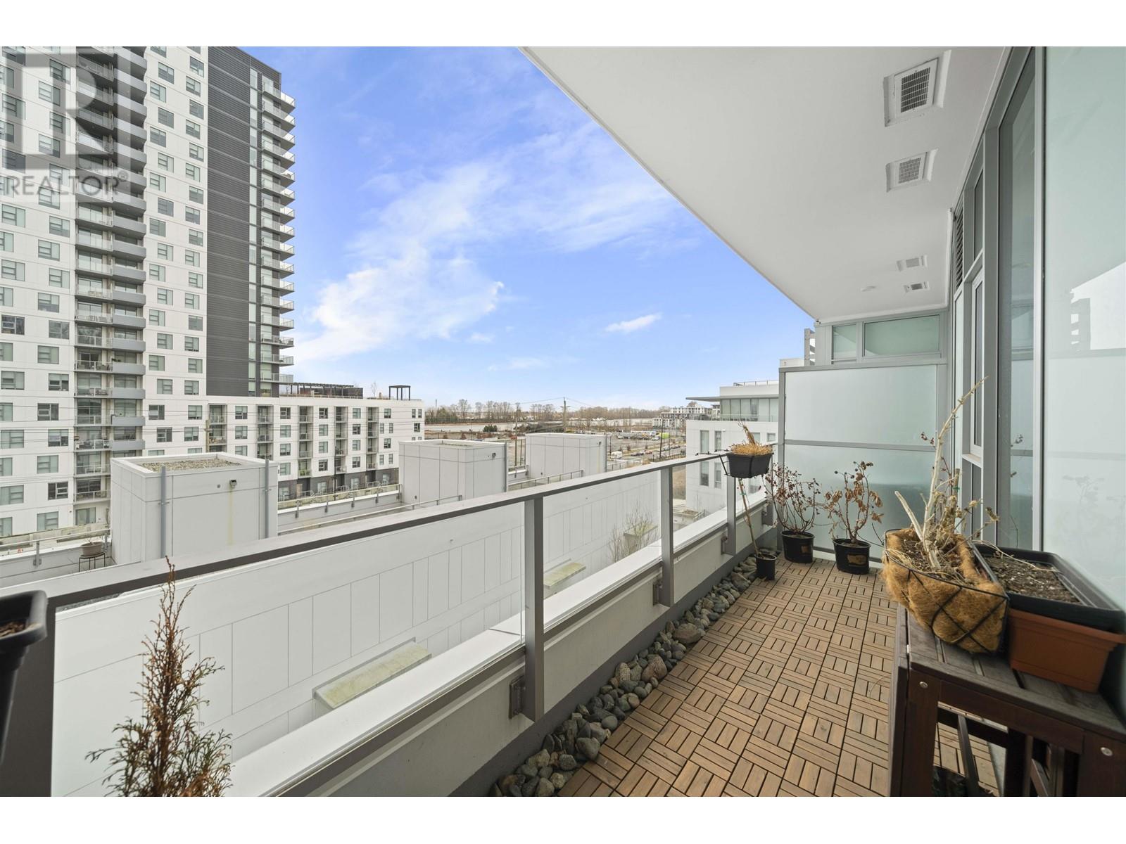 504 3438 SAWMILL CRESCENT, Vancouver real estate listing R3010564