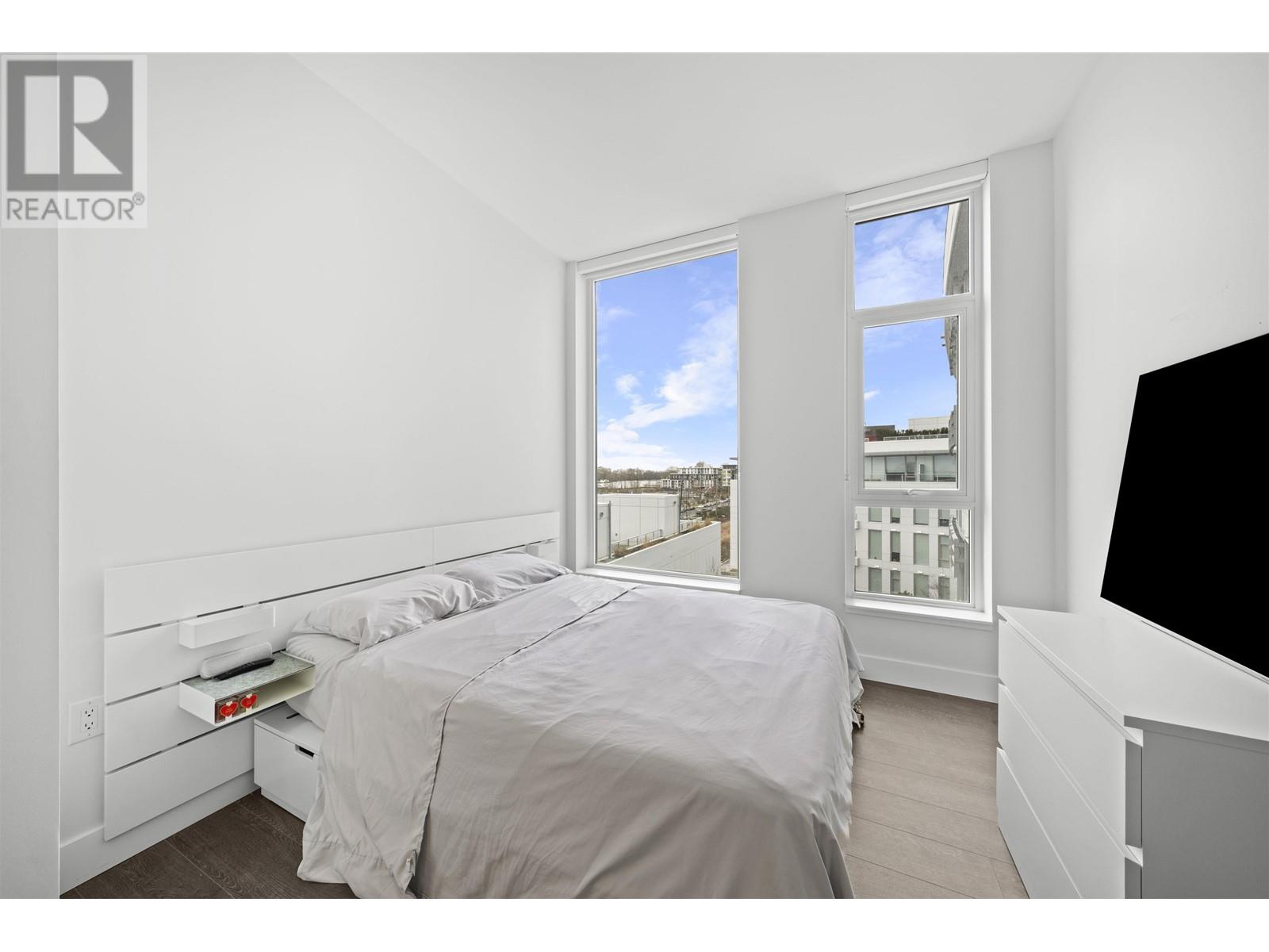 504 3438 SAWMILL CRESCENT, Vancouver real estate listing R3010564