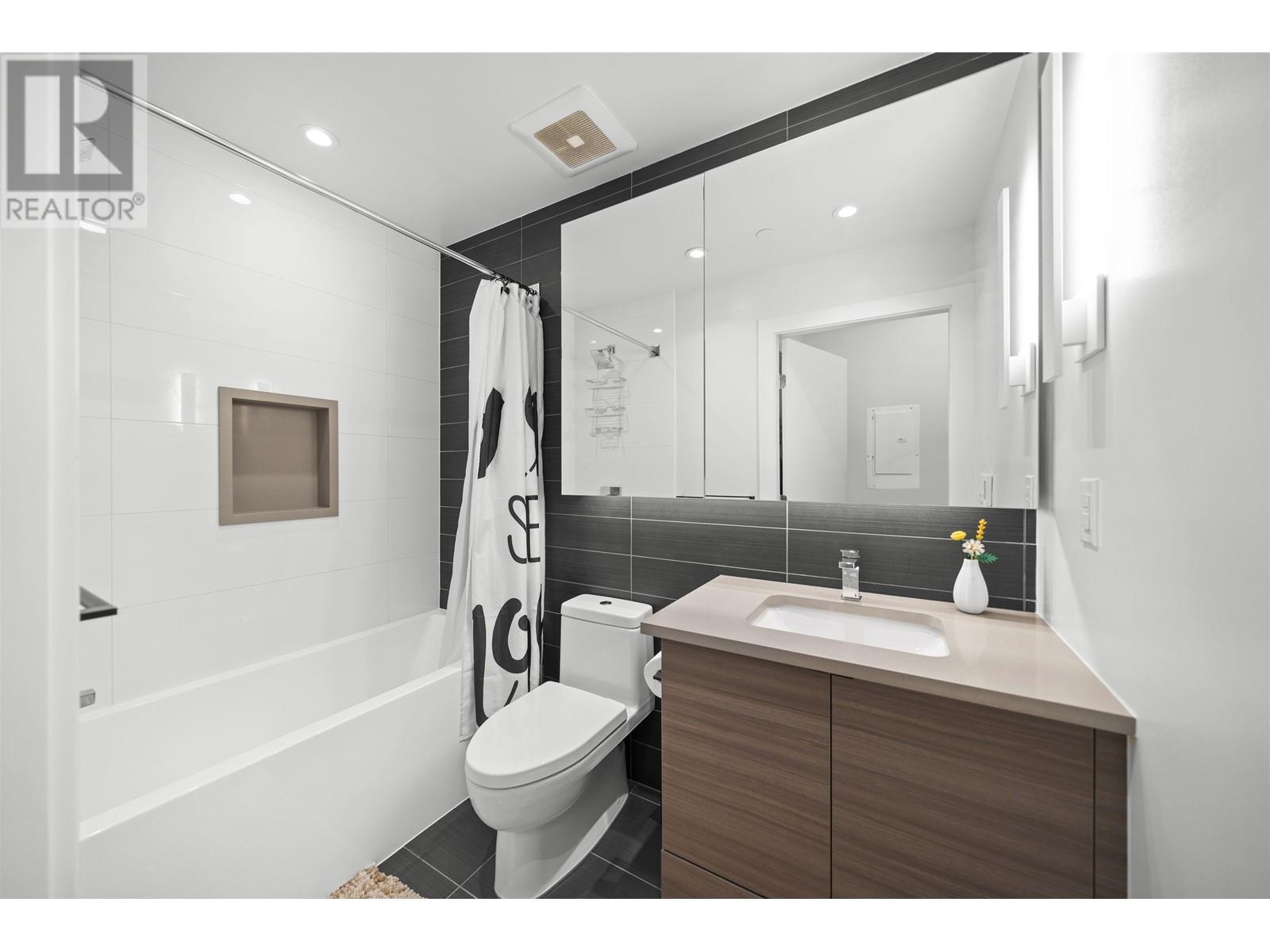 504 3438 SAWMILL CRESCENT, Vancouver real estate listing R3010564