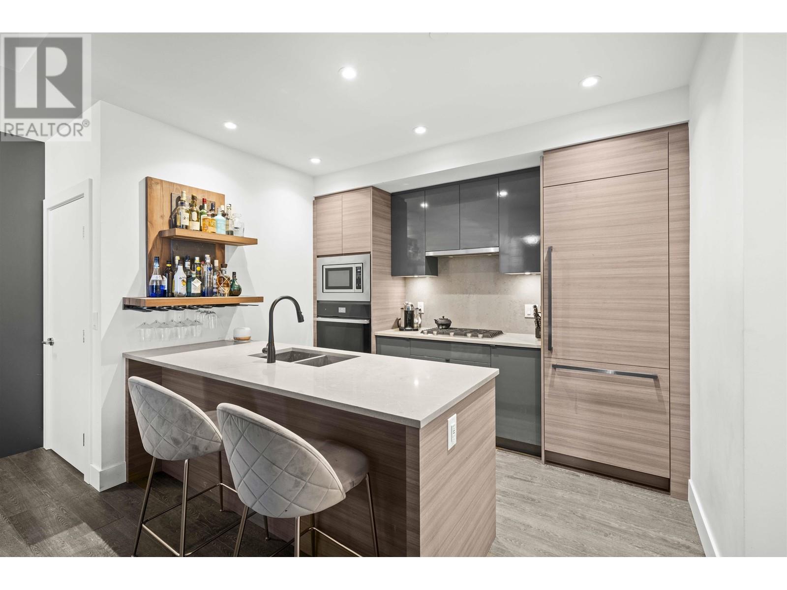 504 3438 SAWMILL CRESCENT, Vancouver real estate listing R3010564